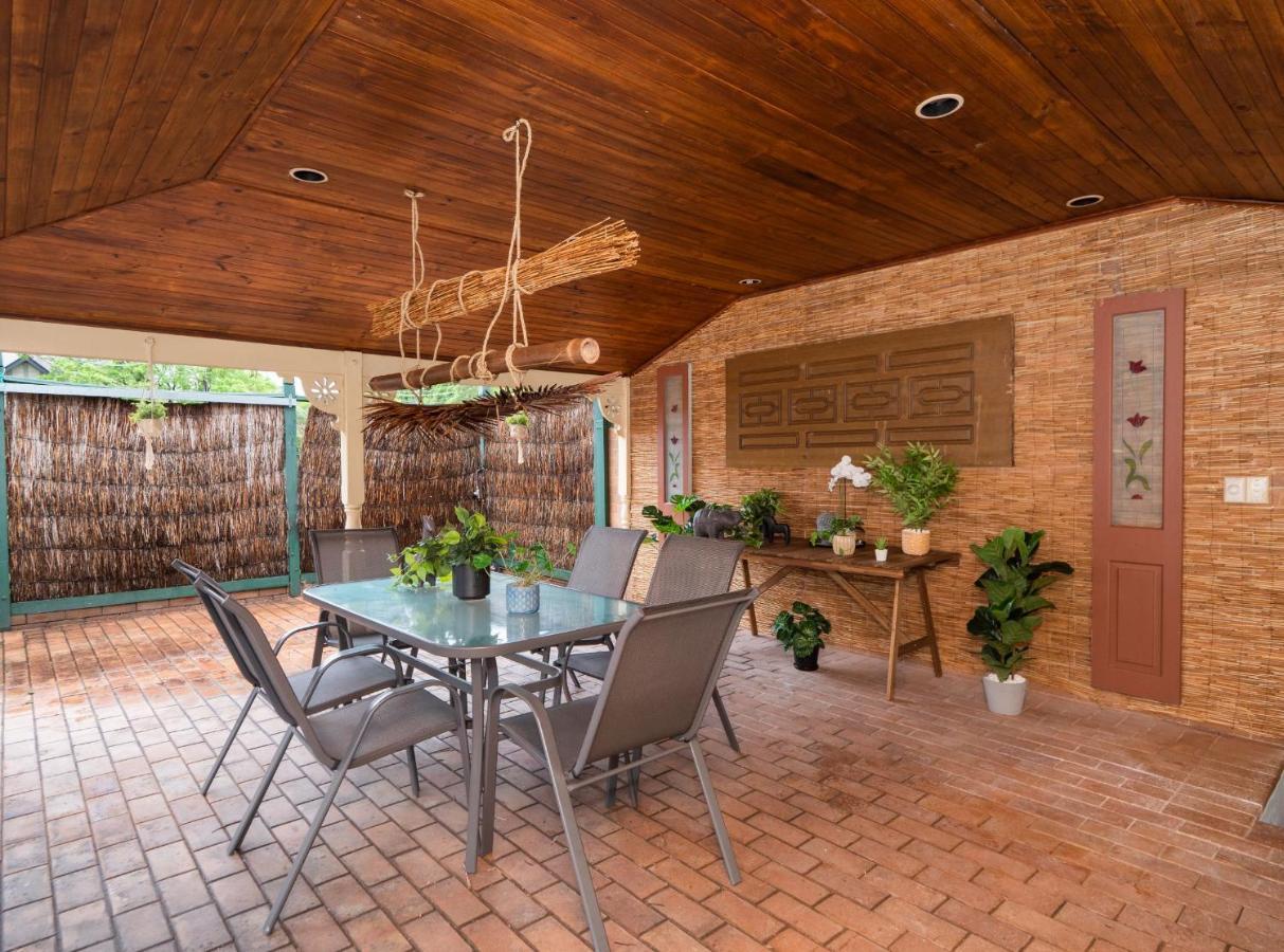 Quiet Private Studio In Strathfield With Kitchenette And Private Bathroom 3Min To Station Sleeps 6 Sydney Exterior photo