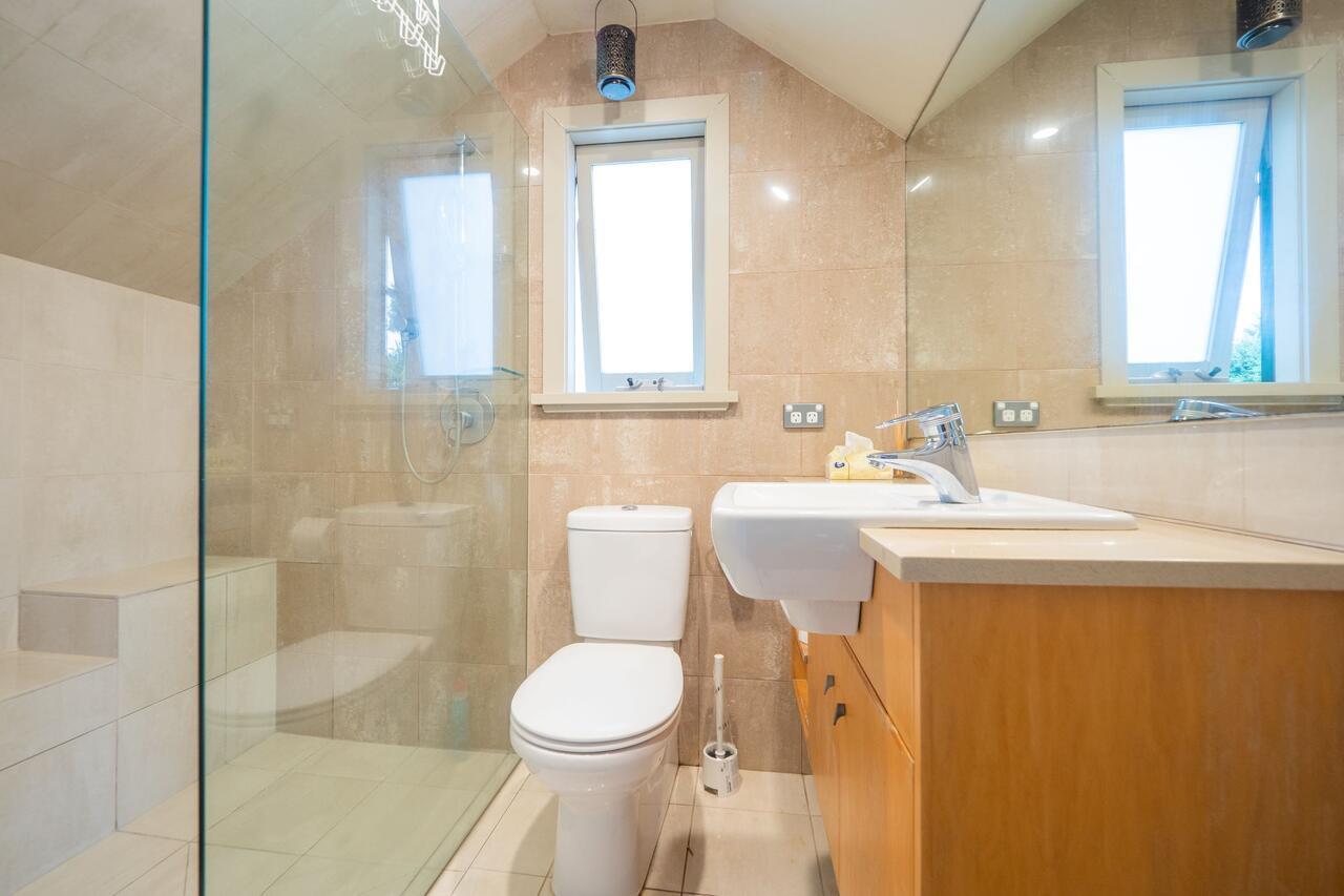 Quiet Private Studio In Strathfield With Kitchenette And Private Bathroom 3Min To Station Sleeps 6 Sydney Exterior photo