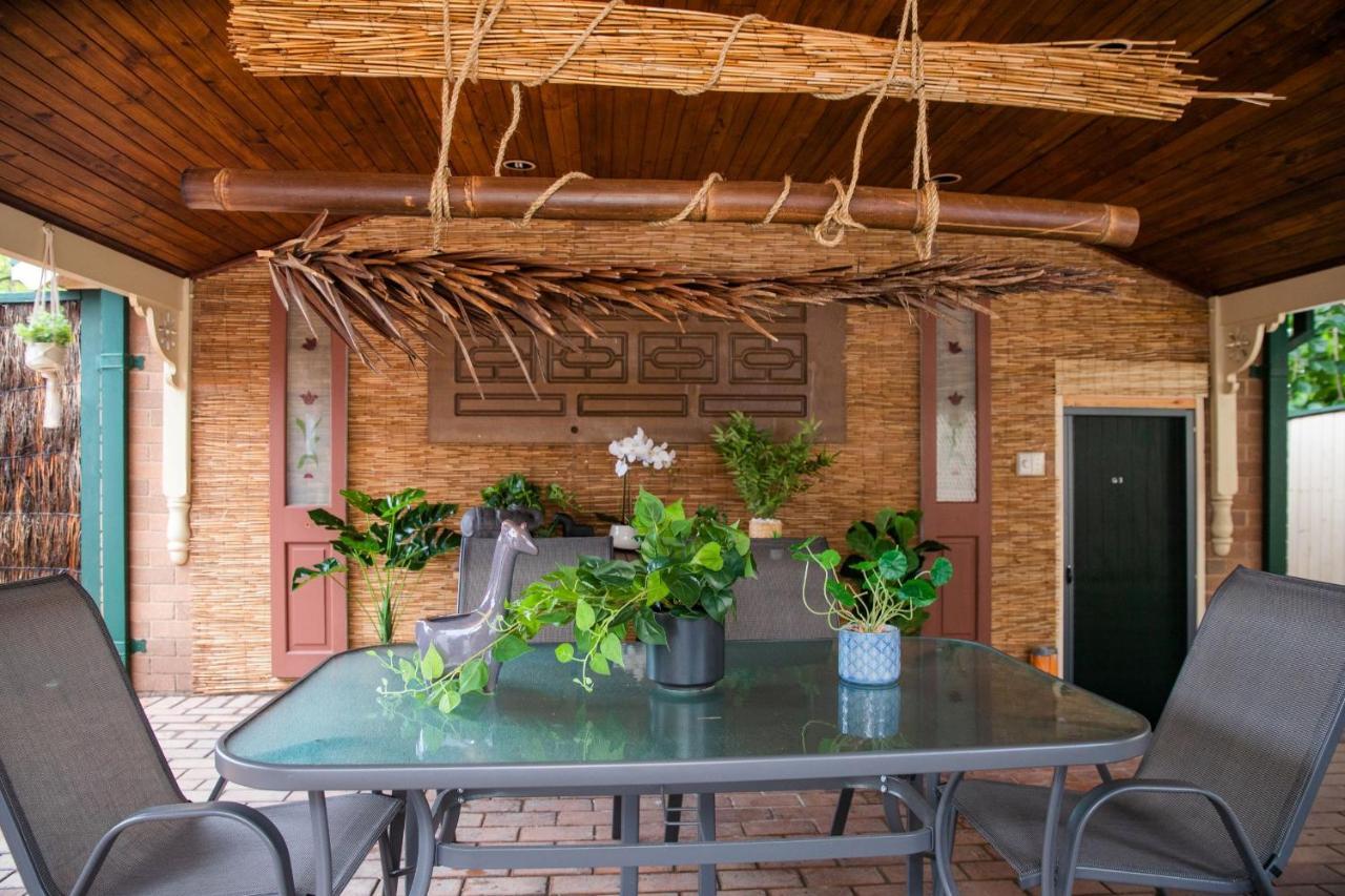 Quiet Private Studio In Strathfield With Kitchenette And Private Bathroom 3Min To Station Sleeps 6 Sydney Exterior photo